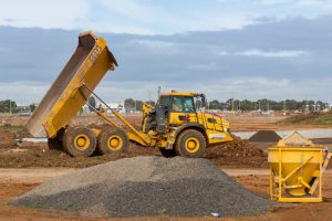 4 Tips to Keep Heavy Equipment Running